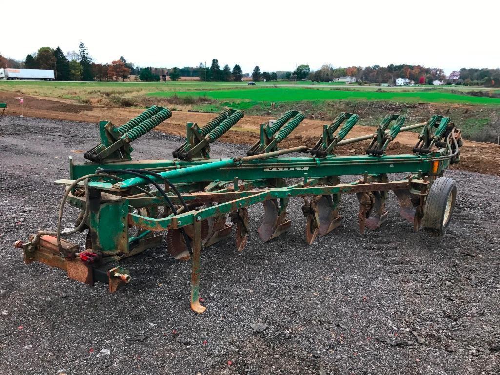 Oliver 546 6 Bottom Plow