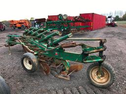 Oliver 546 6 Bottom Plow