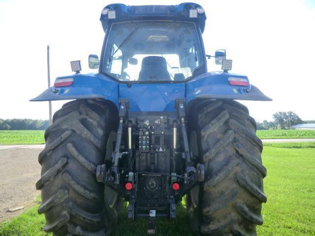 New Holland 8.300 Tractor