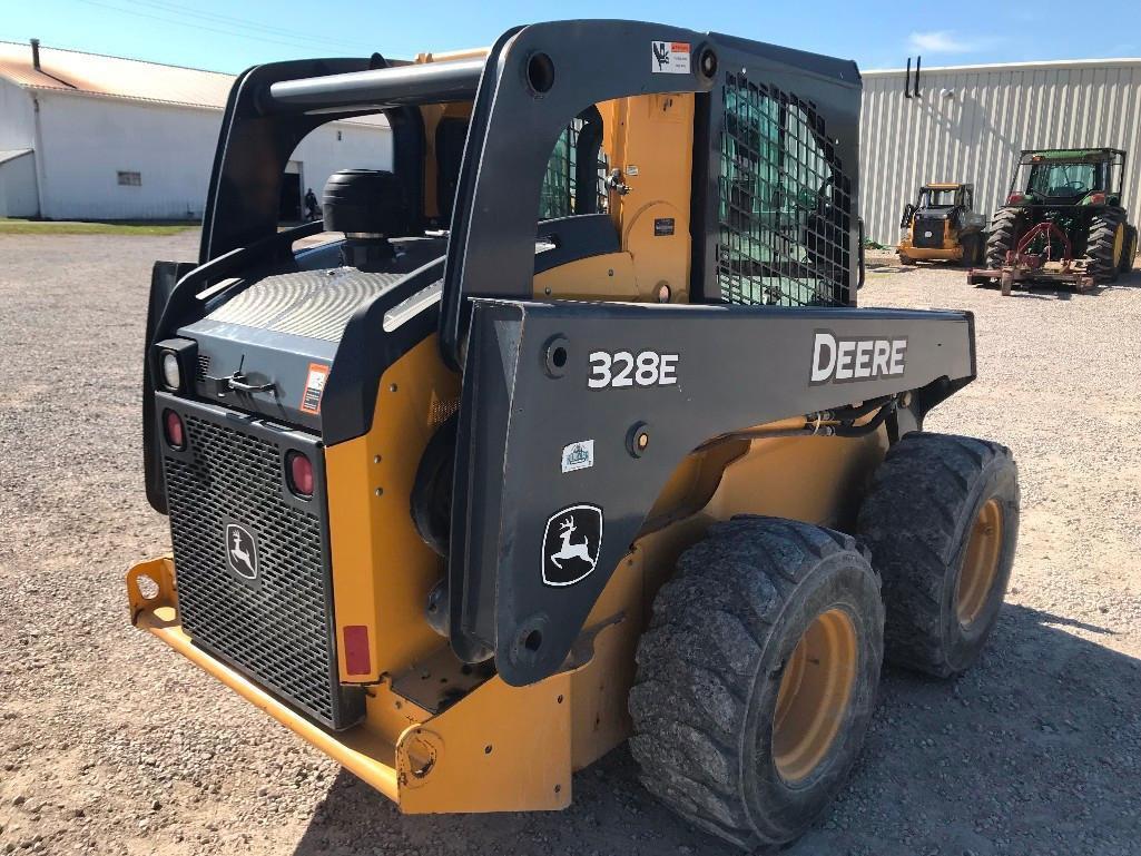 2013 John Deere 328E Skid Steer