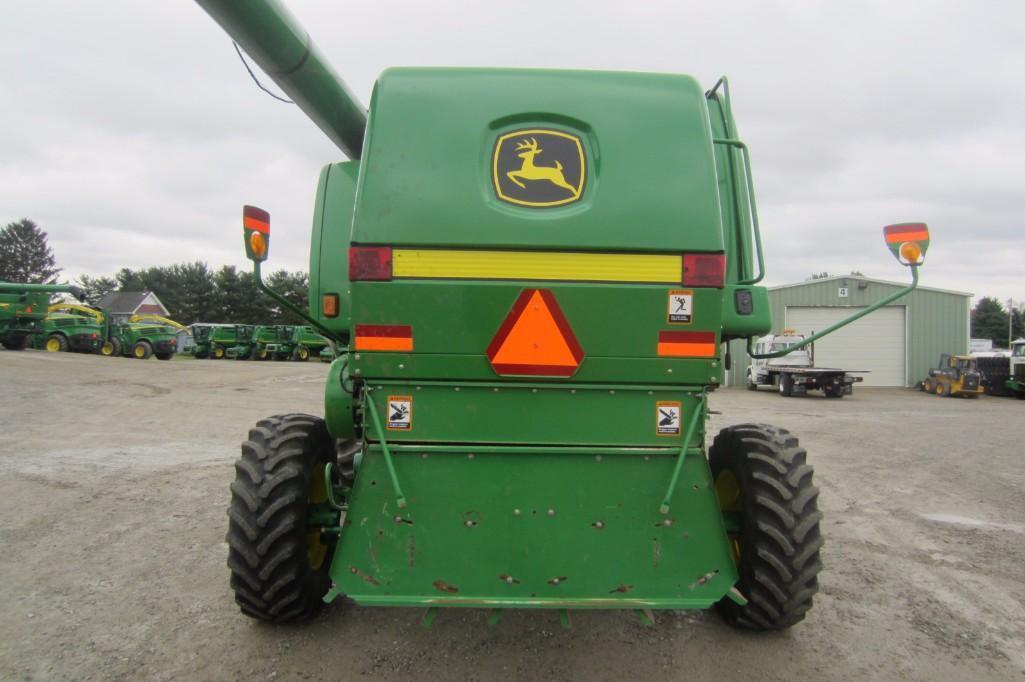 2002 John Deere 9550 Combine