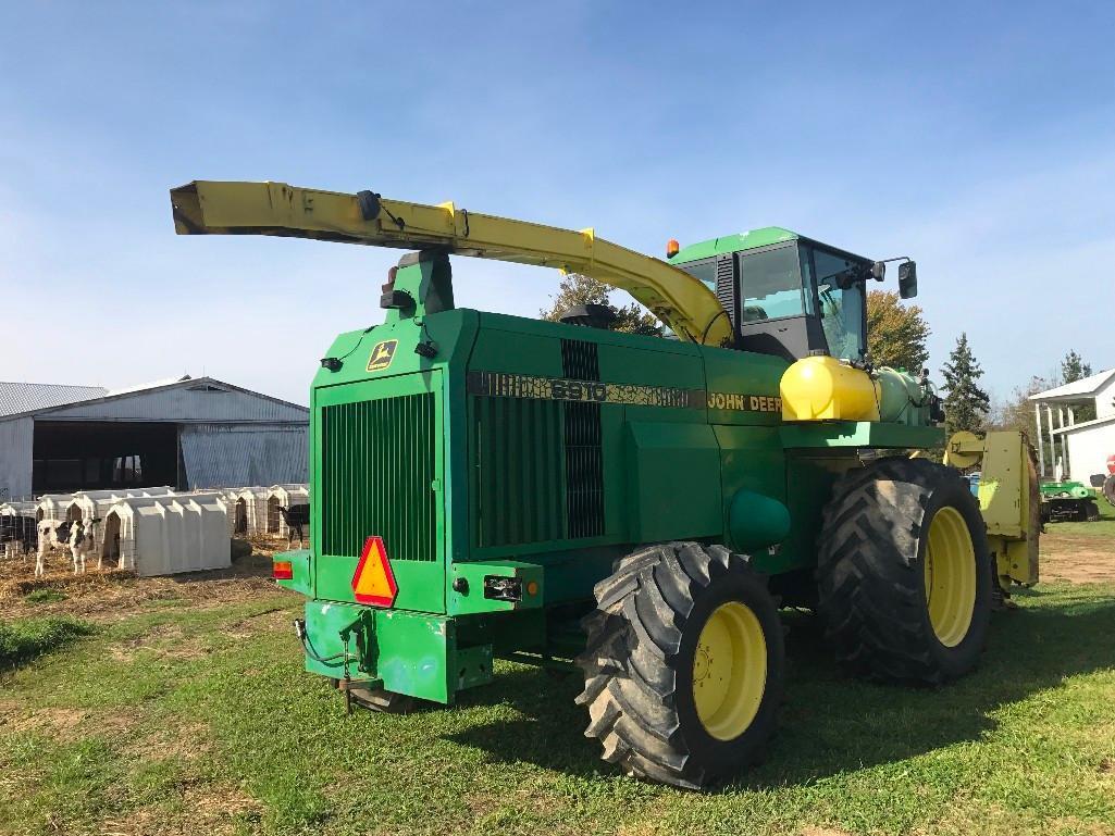 John Deere 6910 Forage chopper, RWA, kernel processor, cab cam, hydraulic hitch, auto greaser,