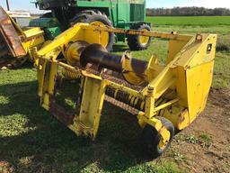 John Deere 630 Forage head