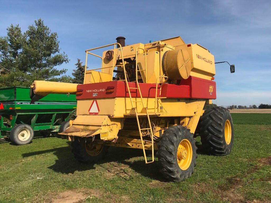 1991 NH TR86 combine, RWA, factory ford engine, 30.5L-32 fronts, 2 owners, approx. 4000 hrs. #530240