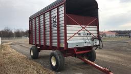 Meyer 3118 - 18' Silage Wagon