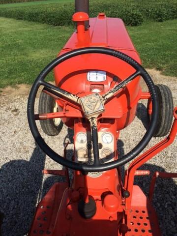 1964 Allis Chalmers D17 Series 3