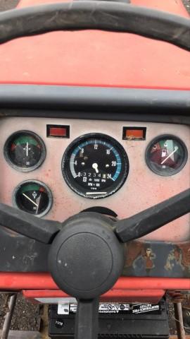 MASSEY FERGUSON 283 TRACTOR