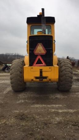 John Deere 644-B Loader