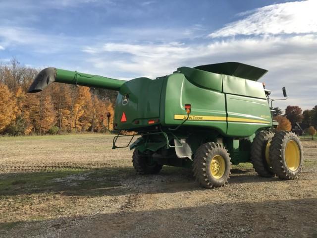 sharp John Deere 9670 STS Combine