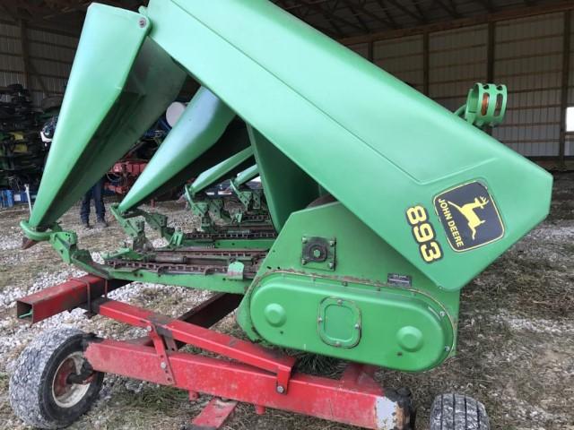 John Deere 893 8R30 poly corn head