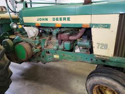 John Deere 720 gas, NF, fenders, 3pt, pto, hyd, new rears