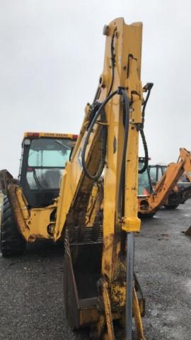 1990 John Deere 710C Loader Backhoe w/ Ext-A-Hoe