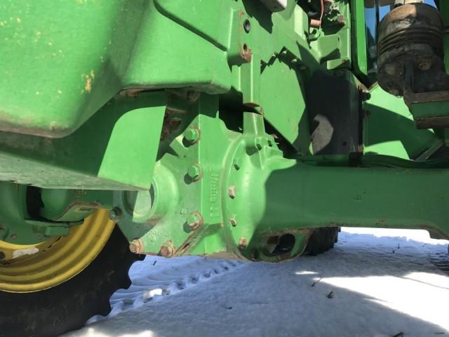 '01 John Deere 8400 Tractor w/ 840 JD Loader