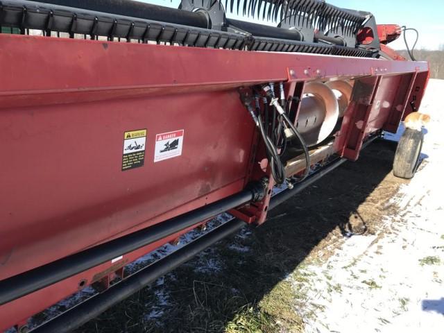 Case IH 1020 25' grain platform