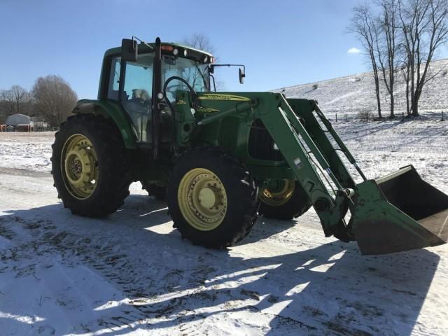 2004 John Deere 7420 Tractor