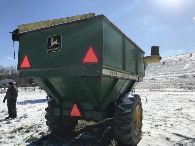 John Deere 1210A grain cart, roll tarp, 1000 pto