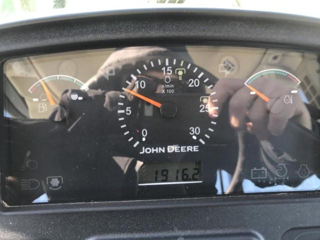 2004 John Deere 5420 Tractor