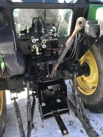 2004 John Deere 5420 Tractor