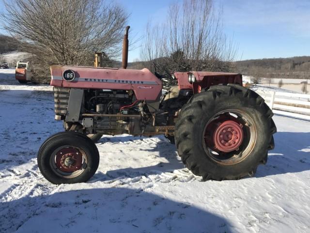 Massey Ferguson 165 gas tractor