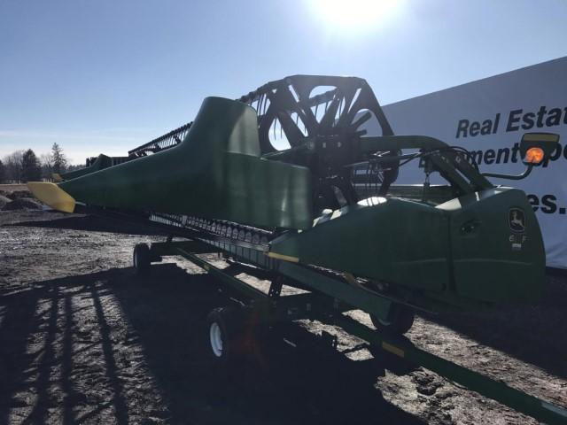 John Deere 625F 25’ Grain Platform