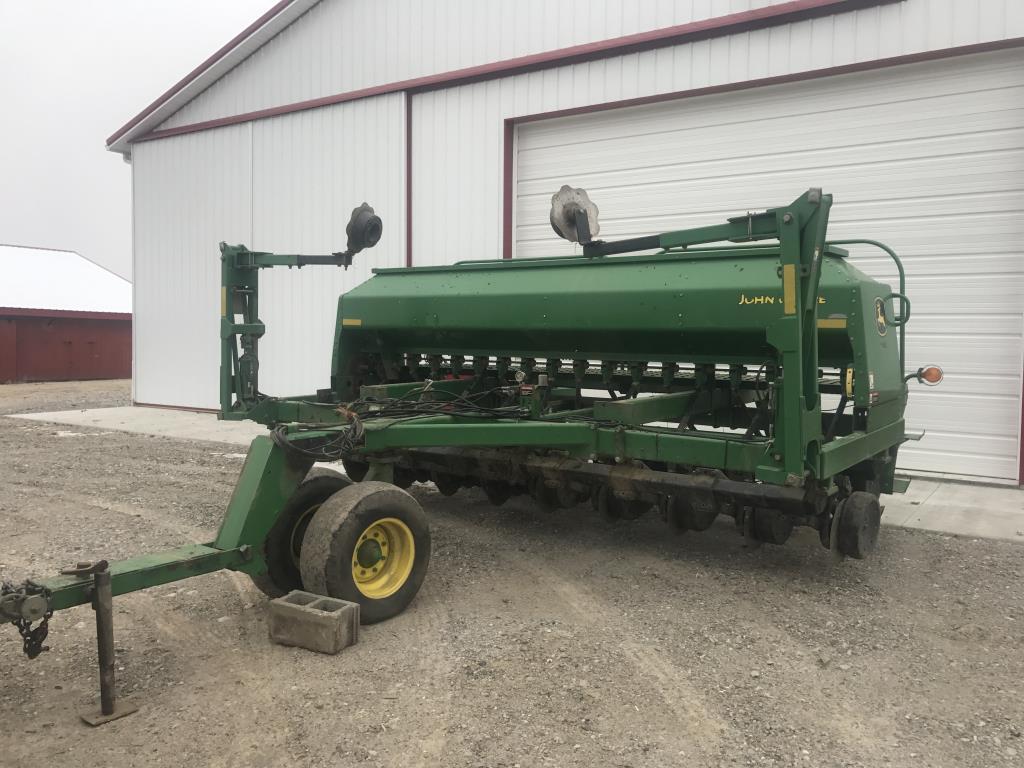 John Deere 1590 No Till Drill