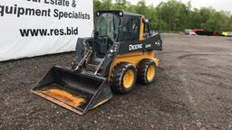 John Deere 320 E skid steer