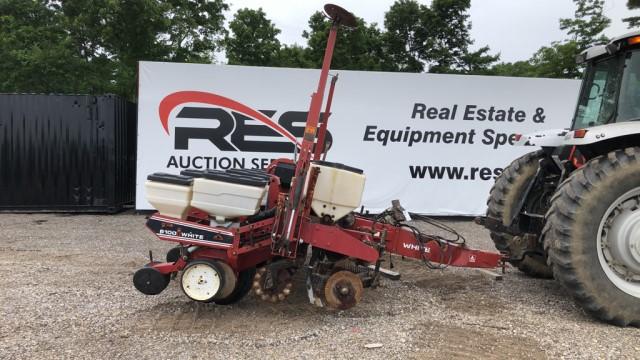 1994 White 6100 Planter