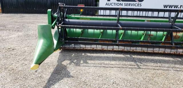 '11 John Deere 630 F Bean-head