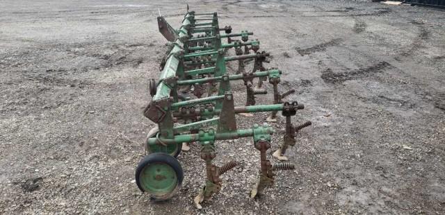 6 Row Cultivator