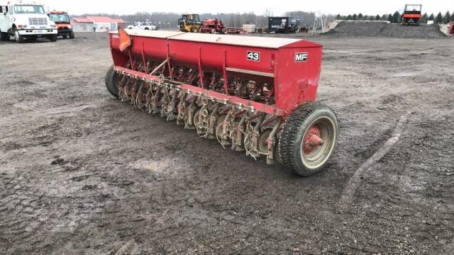 Massey Ferguson MP43 13ft Grain Drill