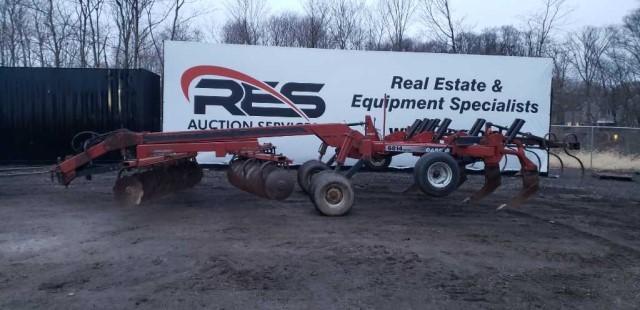 Case International 6810 & 6814 Combo Disc Ripper