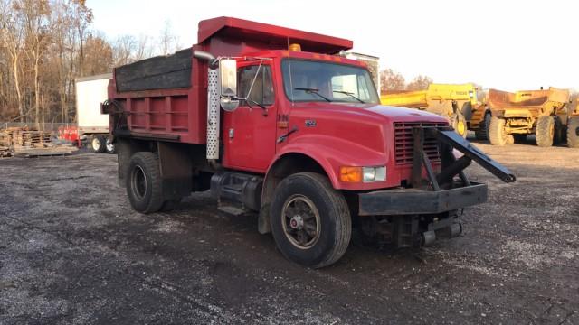 1996 International 4900 DT 466E Dump Truck