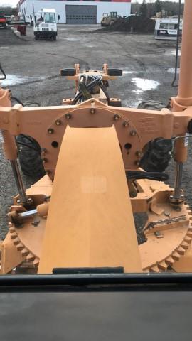 2004 Case 865 Motor Grader