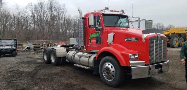 1995 Kenworth T800 Semi