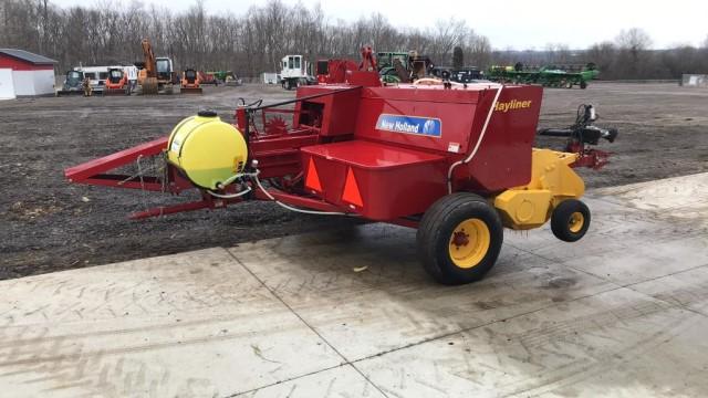 "ABSOLUTE" '13 New Holland BC5070 Sm Square Baler