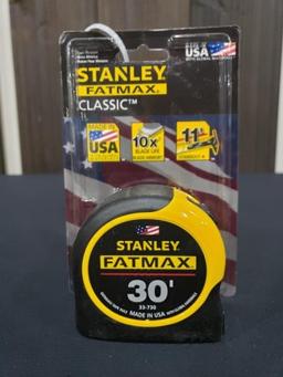 "ABSOLUTE" Dewalt 30' FatMax Tape