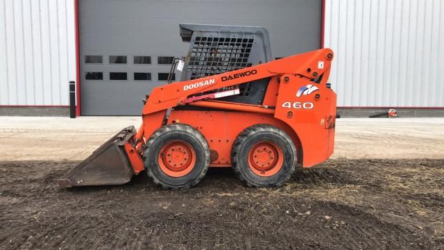 Daewoo 460H Wheel Skid Loader