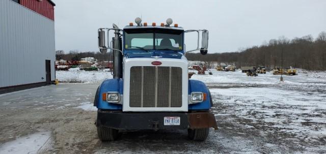 2008 Perterbilt 367 Semi Tractor