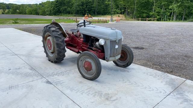 Ford 2N 2WD Tractor