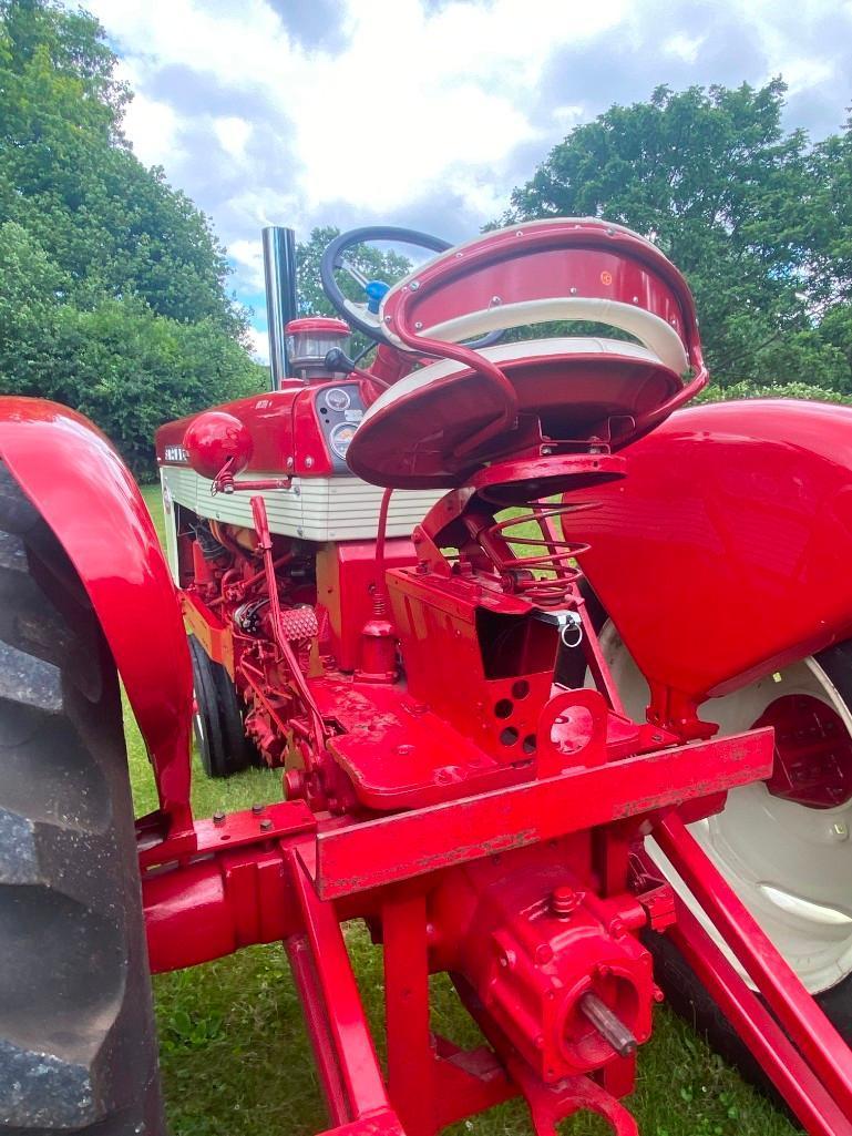 SHARP Farmall 460 tractor