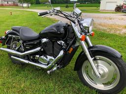 like new '04 Honda Shadow Sabre 1100 motorcycle