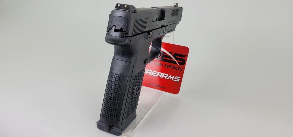 FNH FNS-40L 40 S&W Semi Auto Pistol