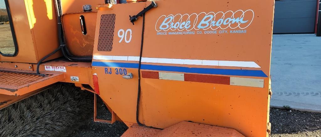 "ABSOLUTE" Broce RJ300 Broom/Sweeper