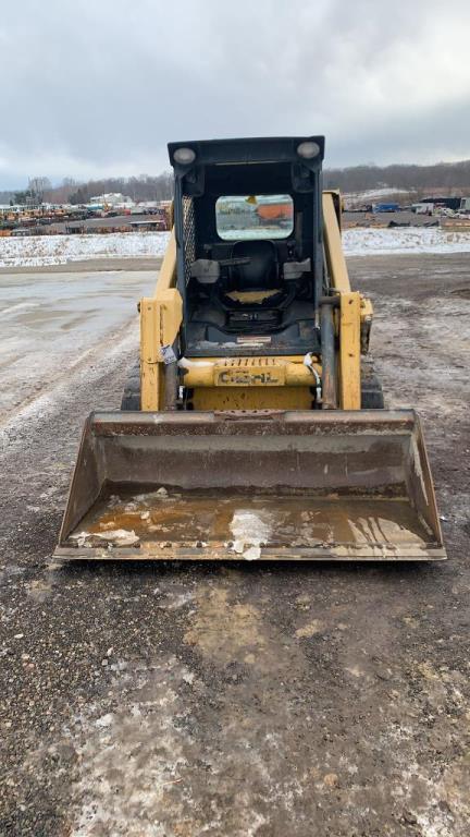 "ABSOLUTE" Gehl RT210 Gen2 Skid Loader