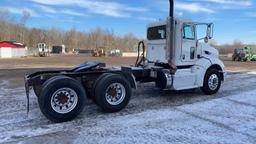 2012 Peterbilt 384 Semi Tractor