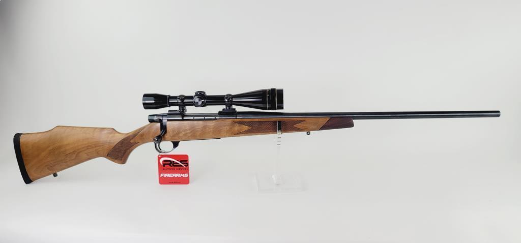 Weatherby Vanguard 300 Wby Mag Bolt Action Rifle