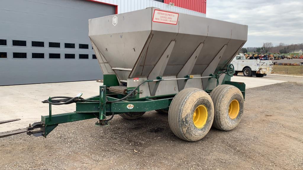 "AB" 2012 Chandler 8 ton Fertilizer/Lime Spreader