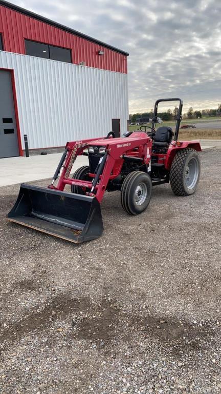 "ABSOLUTE" Mahindra 4550 4WD Tractor