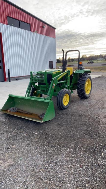 "ABSOLUTE" John Deere 5045D 2WD Tractor