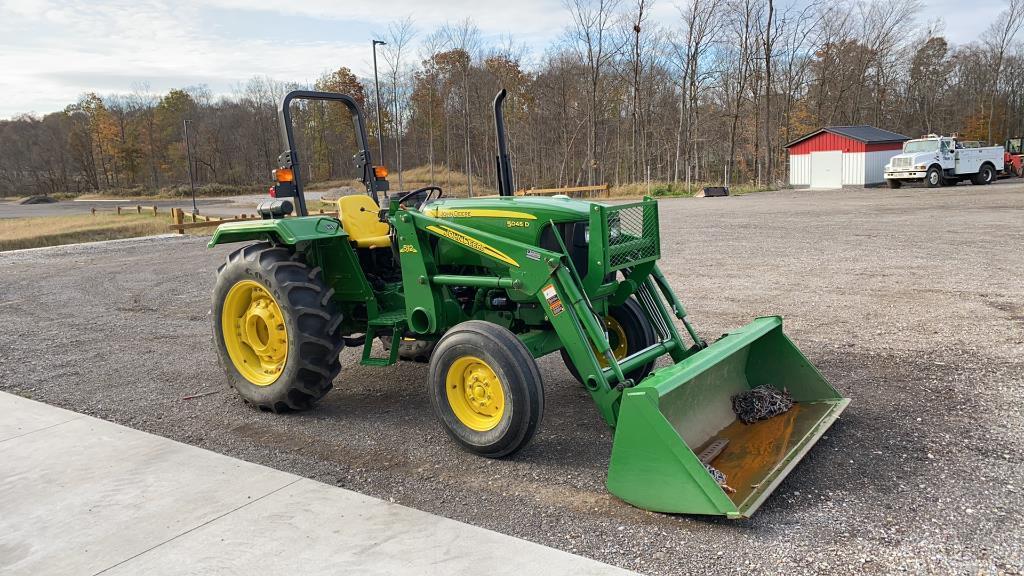 "ABSOLUTE" John Deere 5045D 2WD Tractor